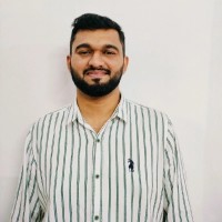 R&B Fashion Employee Riyas Khan's profile photo