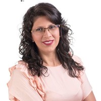 Karina Erazo Email