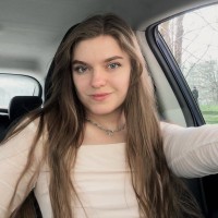 Анна Куровська Email