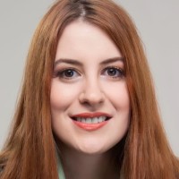 Karyne M. G Vieira Paiva Email
