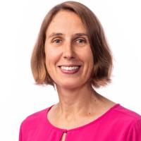 Collaboration Superpowers Employee Lisette Sutherland's profile photo