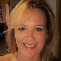 Independent Consultant - Oil & Gas Employee Tiffany Perez's profile photo