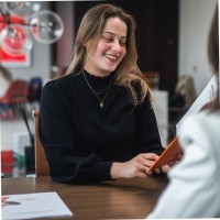OC Vastgoed Employee Louise Becu's profile photo