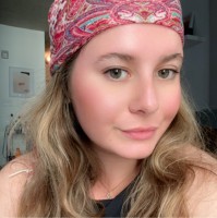 NUDA Sunless Employee Lisa Rossignol's profile photo