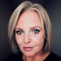 Christiane Groth Email & Phone Number
