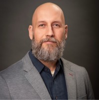 Chris Lee Email & Phone Number