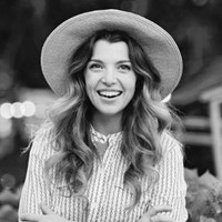 Julia Lorenz-Olson Email & Phone Number