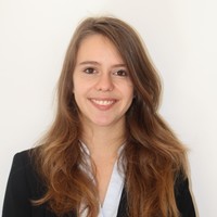 Axelle Thiolat Email