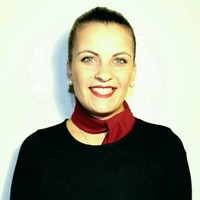 Inês Pedro Email