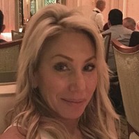 Gwen Burnett Email & Phone Number