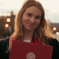 Sarah Pinkerton's profile photo