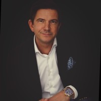 Johan Persson Email & Phone Number