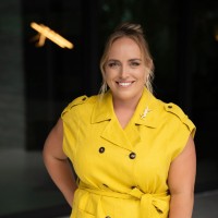 Julie's Realty, LLC Employee Yulia Skurikhina's profile photo
