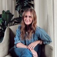 Bunkhouse Employee Kelli Comiskey's profile photo