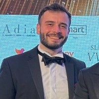 Salesflow Employee Roni Vrellaku's profile photo