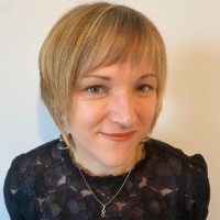 Hélène Brou Email