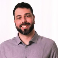 Augusto Oliveira Email
