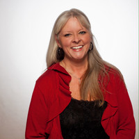 Repwest Insurance Company Employee Lynn McGrath's profile photo