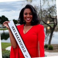 Empowerment Employee Nila Hogan's profile photo