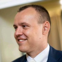 Sander Knapper Email