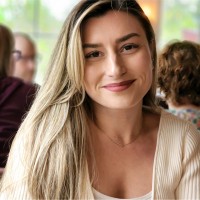 Julia Spencer Email & Phone Number