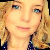 Madeleine Carlsson Email