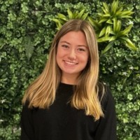 Officepools.com Employee Danielle Husar's profile photo