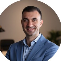 Dan Nistor Email