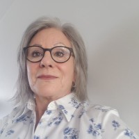 Lucie Huneault Email