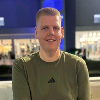 Sam Chambers Email