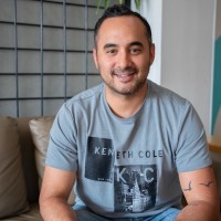 Armando Reyna Email