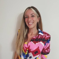 schlueter co. Employee Ilenia Losching's profile photo