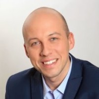 Dawid Pawlak_emba Email
