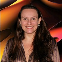 Juliana Farias Email