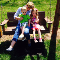 Lexington Surgery Center, Ltd. Employee Lori Riner's profile photo