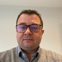 Email e telefono di Alasdair McDonald