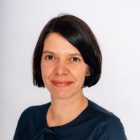 Antonia Wenzl Email