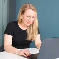 Cloud-IAM Employee Julie Gaudin's profile photo