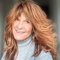 Julie Bunnick Email & Phone Number