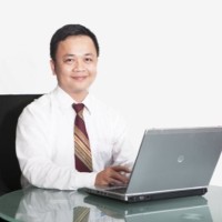 Trung Chí Email