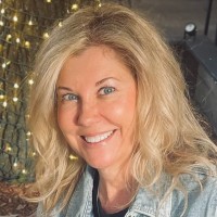Remax One Employee Robin Harvey's profile photo