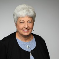 Angelisa Romanello Email