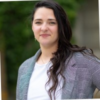 Danielle Graves Email