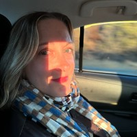 Sari Resnick Email & Phone Number