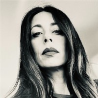 Giulia Angelini Email