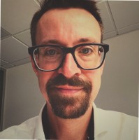 Dirk Möbus Email