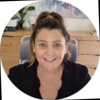 Vivid Enterprise Solutions Employee Karen Andrews's profile photo