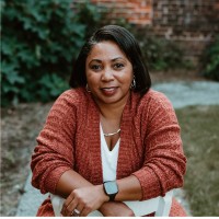 Shawmut Corporation Employee Stacy James's profile photo
