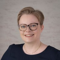 Ulla Larsen-Ledet Email