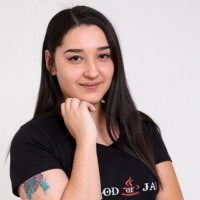 Fiserv Employee Alice Alves's profile photo